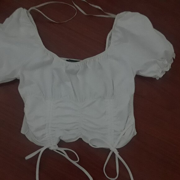 Forever 21 Cream Cropped Top - Picture 3 of 8